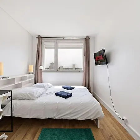 Lejlighed Red-10 Places+freeparkinggratuit-5beds-wifi/zenith