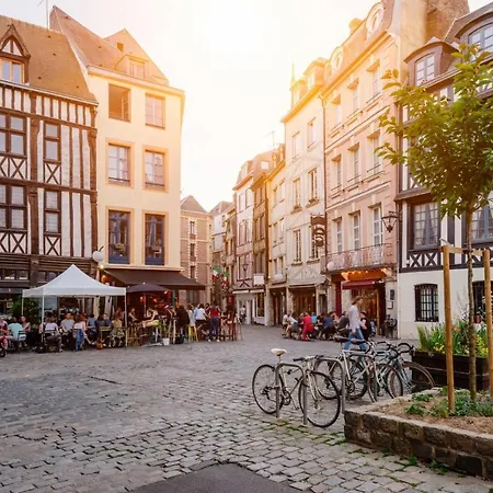 Lejlighed Red-10 Places+freeparkinggratuit-5beds-wifi/zenith *